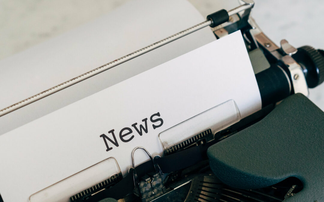 Schreibmaschine mit News-Papier