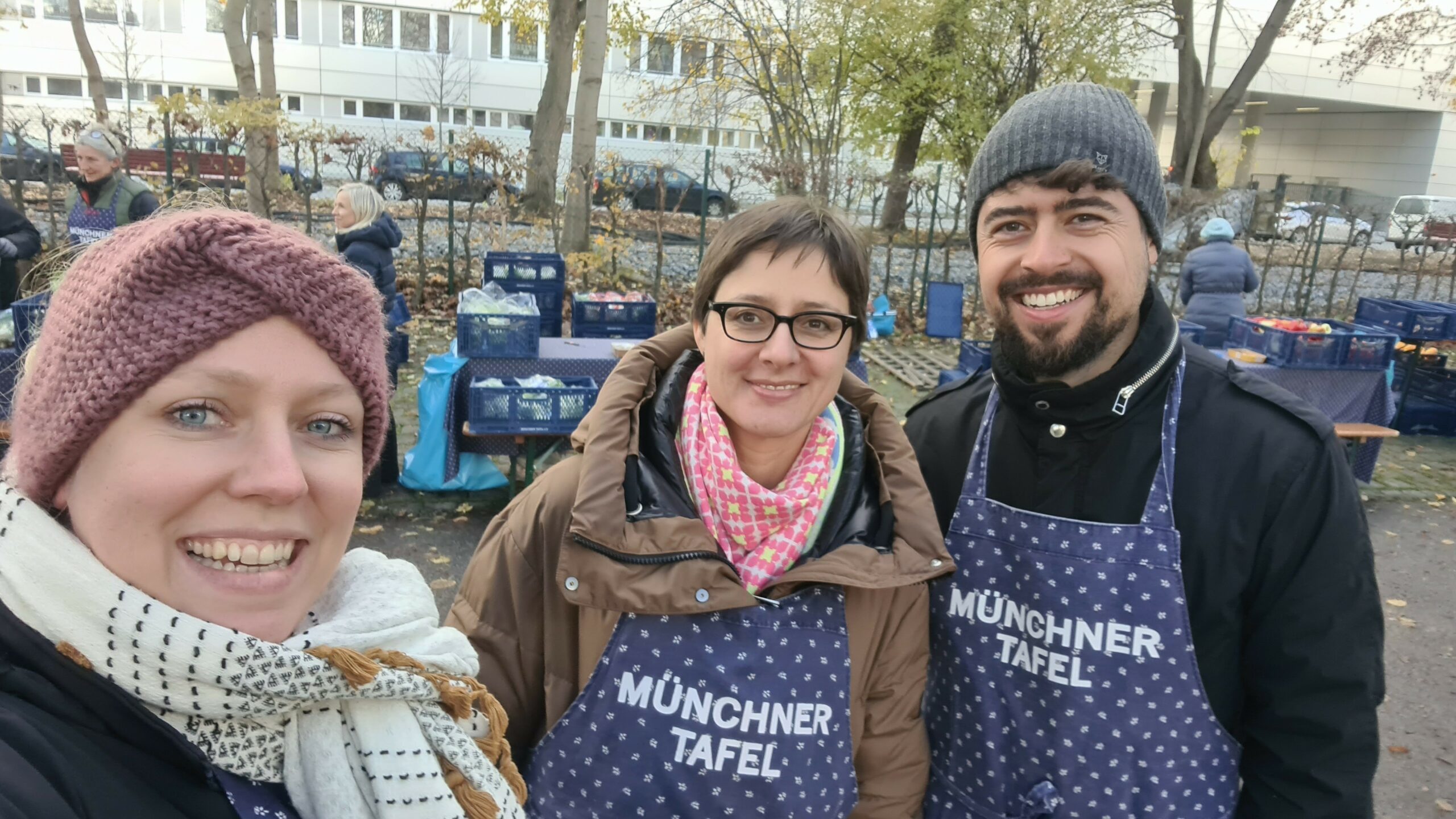 Tafel-Mitarbeiter im Einsatz